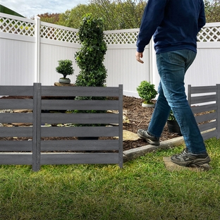 極美品【整備済み】ペニー22インチ CLASSICS STONE FOREST Maui Garden Fence Kit (25 1/2H x 24in W) (Cedar)